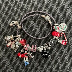 Pandora bracelet with 19 charms